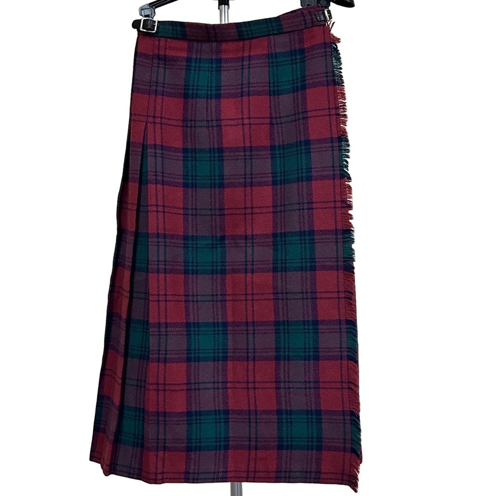Women’s Cobra Kilt Irish Wool Skirt with Adjustable Buckles Dark Red Green Plaid